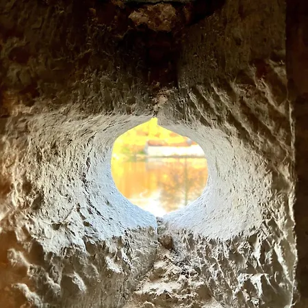 Tour De Chateau A Barbencon Beaumont