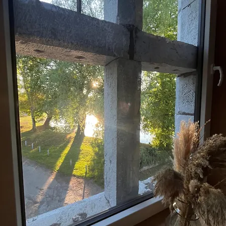 Tour De Chateau A Barbencon Vakantiehuis Beaumont